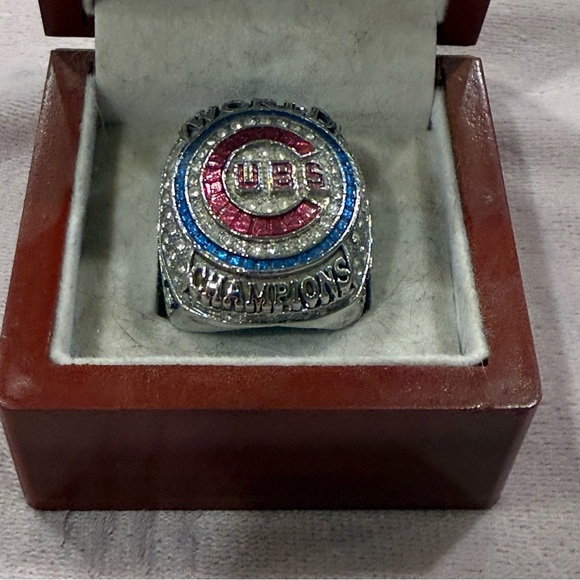 MLB Other - 2016 Chicago Cubs World Series Champions Ring Rizzo 44 Replica w/ Box